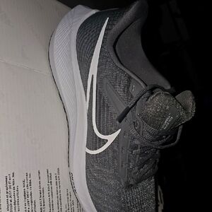 Nike Black and White Running Shoes( women 9, men 7.5